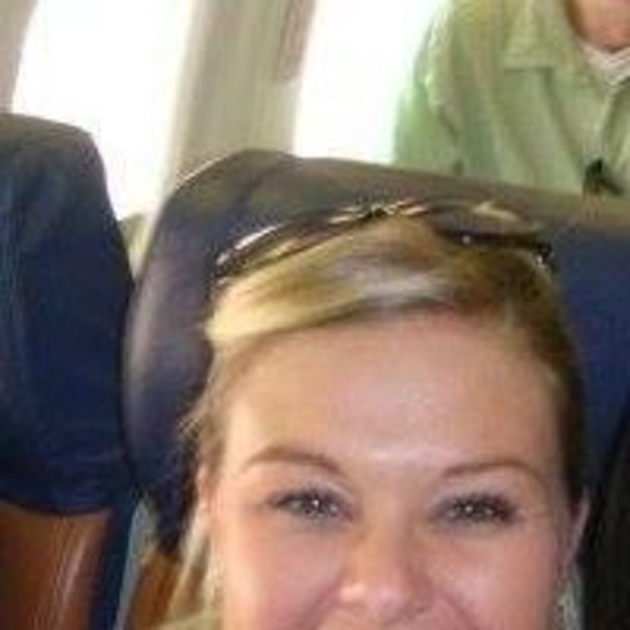 Meet your Posher, Tiffany - Picture 1 of 1